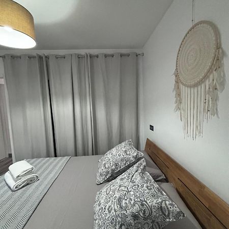 Nuevo Loft,Cerca De La Playa Leilighet Aguadulce  Eksteriør bilde